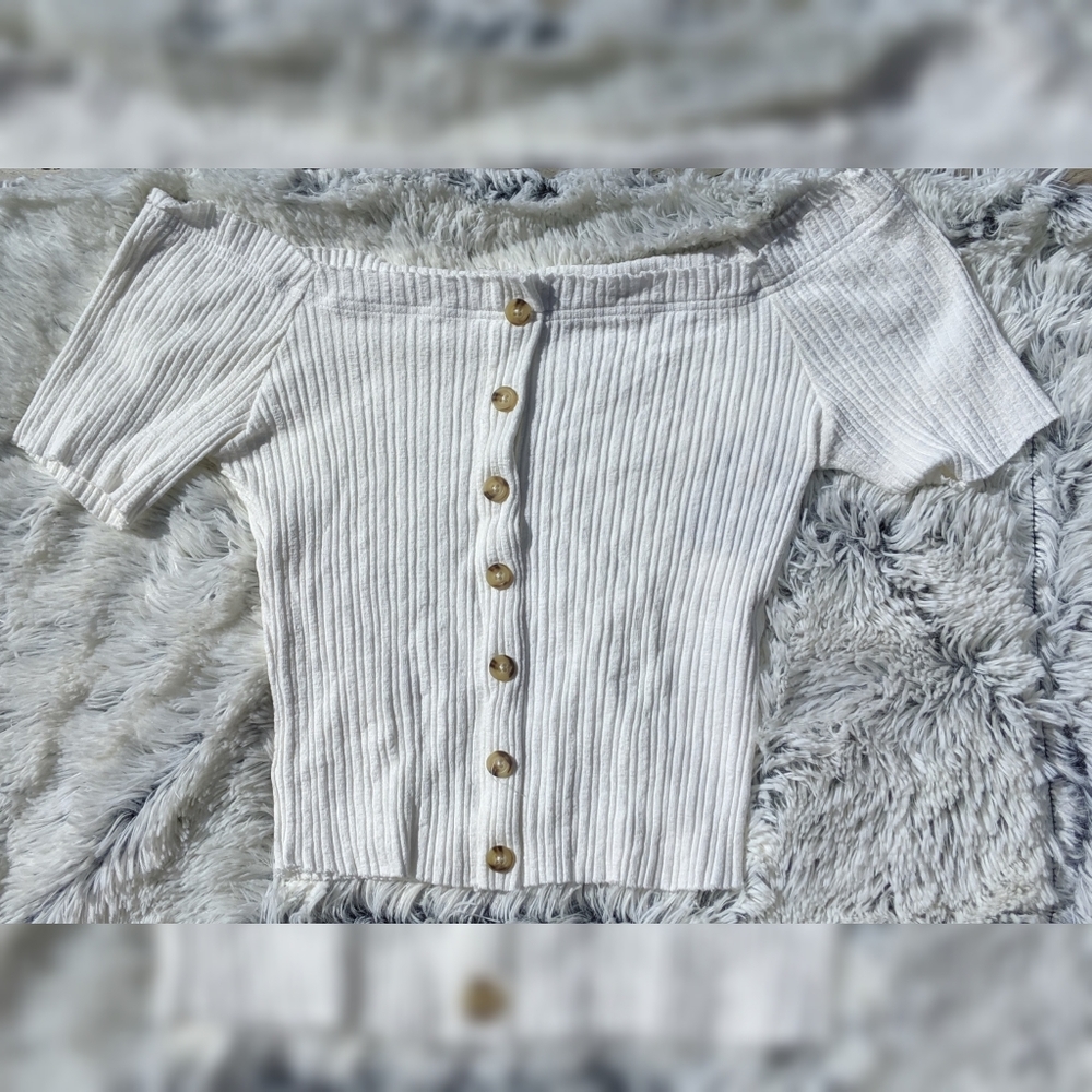 Takara NWT White off the shoulder crop top